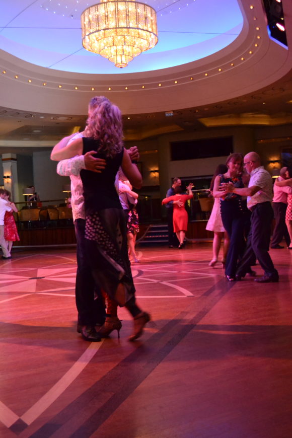 TLC Tango on QM2