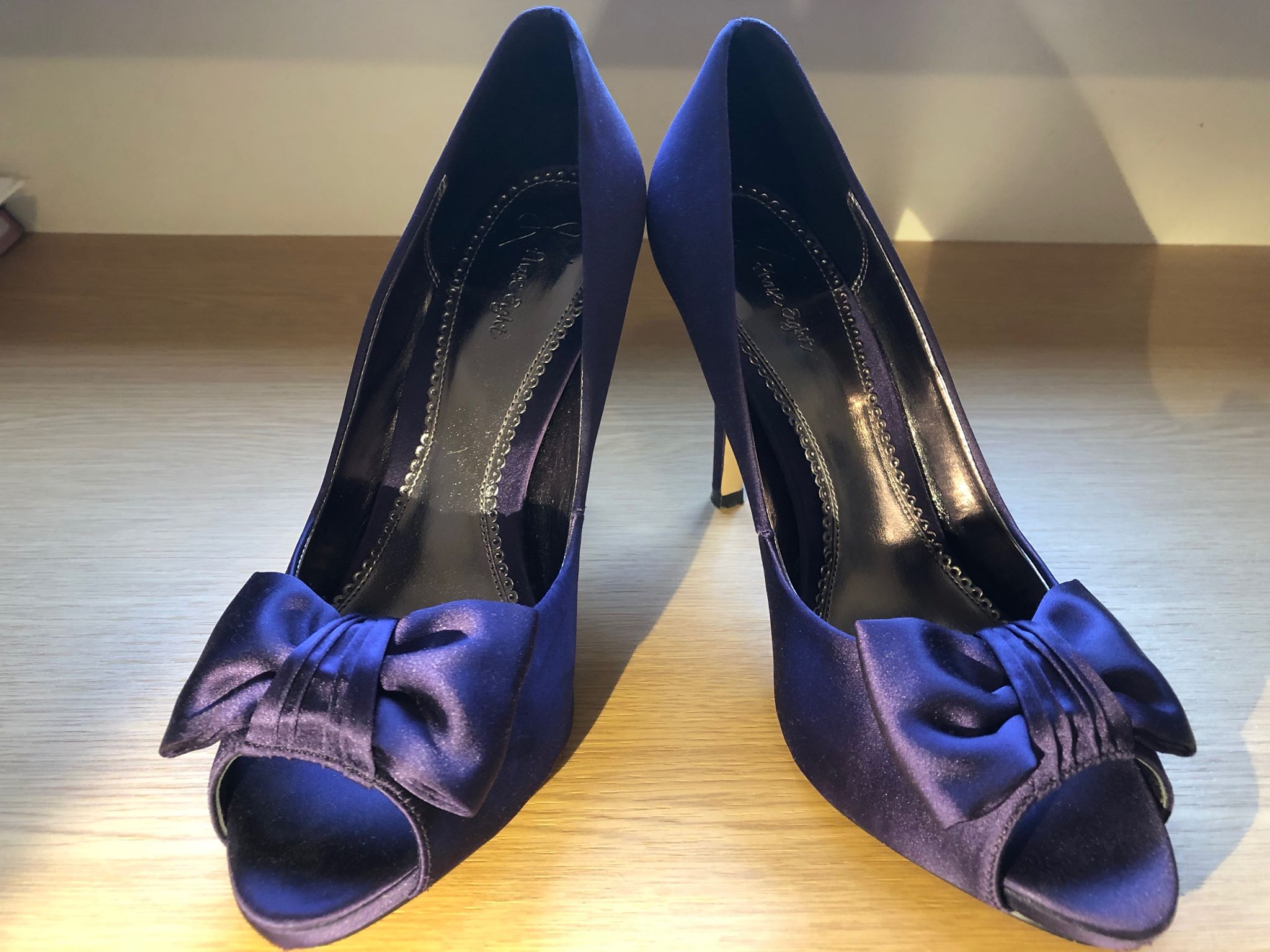 purple shoes2